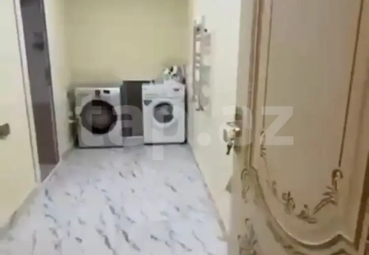 3 otaqlı mənzil Satılır, Gəncə