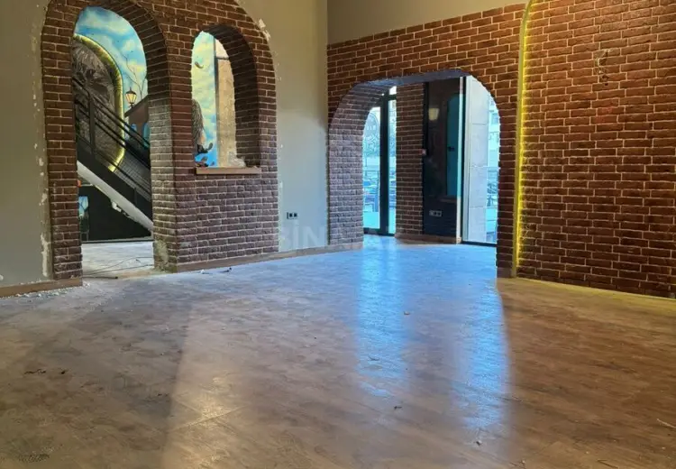 121 m² Obyekt / Ofis Satılır, Xətai, Bakı