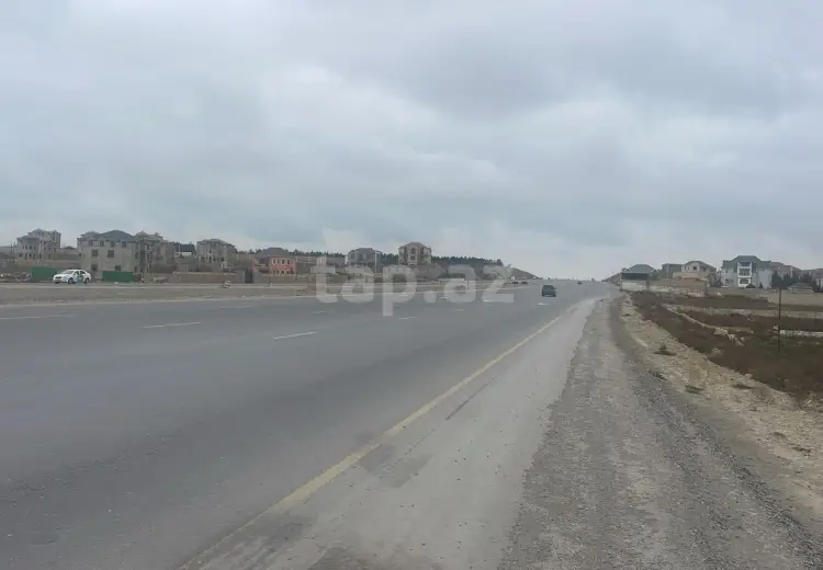 64 sot Torpaq Satılır, Bakı