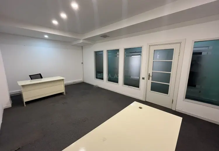 20 m² Obyekt / Ofis Kirayə (aylıq), Nərimanov, Bakı