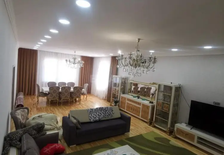6 otaqlı mənzil Satılır, Abşeron
