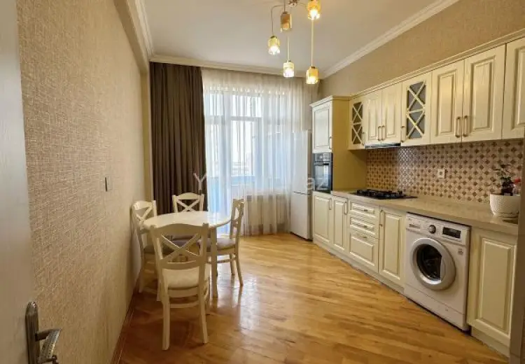 2 otaqlı mənzil Satılır, 8-ci kilometr, Nizami, Bakı