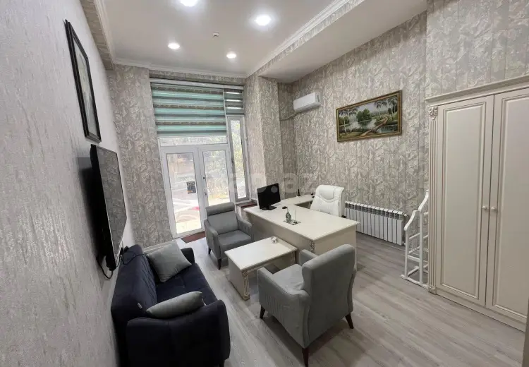 0 m² Obyekt / Ofis Satılır, Bakı