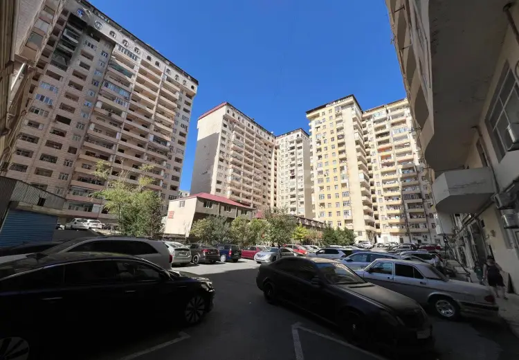 0 m² Obyekt / Ofis Satılır, Bakı