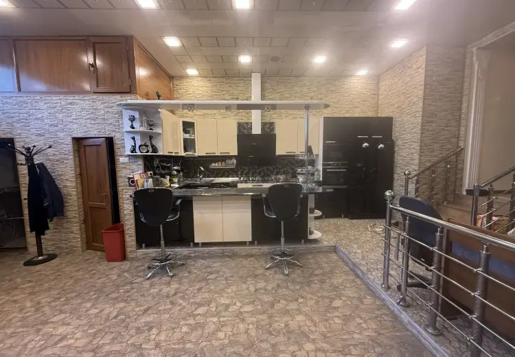 350 m² Obyekt / Ofis Satılır, Yasamal qəs., Yasamal, Bakı