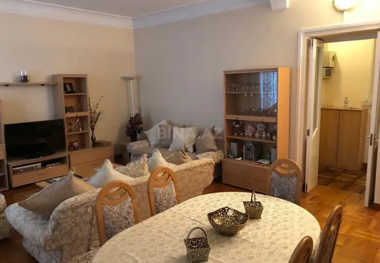 4 otaqlı mənzil Satılır, İçəri şəhər, Səbail, Bakı