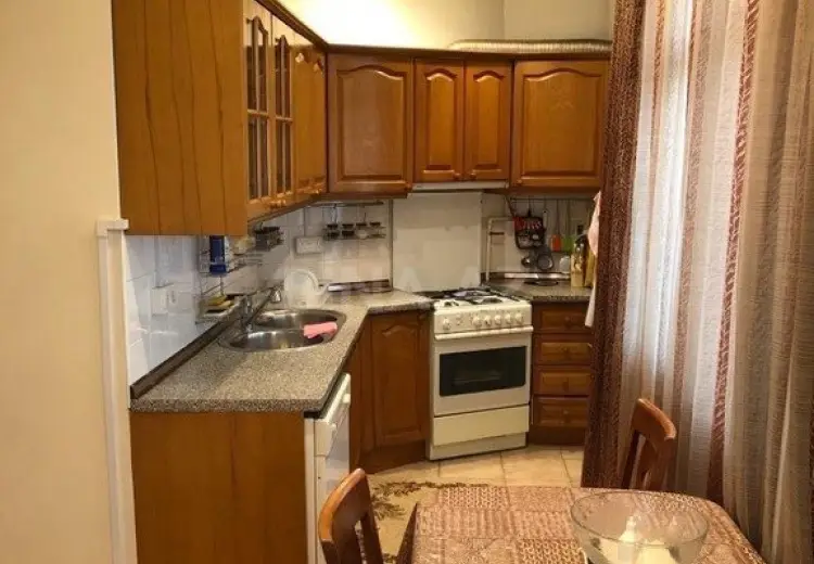 4 otaqlı mənzil Satılır, İçəri şəhər, Səbail, Bakı