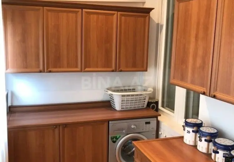 4 otaqlı mənzil Satılır, İçəri şəhər, Səbail, Bakı