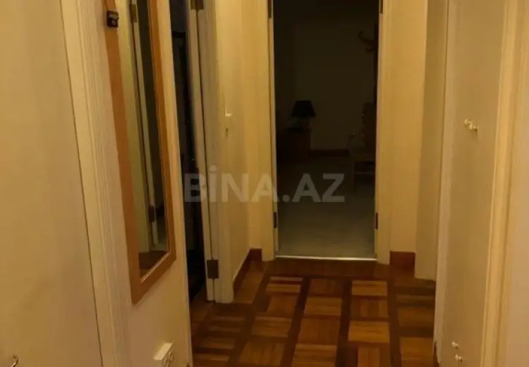 4 otaqlı mənzil Satılır, İçəri şəhər, Səbail, Bakı