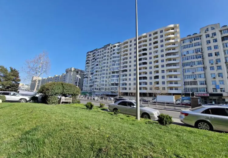 70 m² Obyekt / Ofis Satılır, Binəqədi, Bakı
