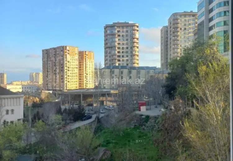 4 otaqlı mənzil Satılır, Yasamal qəs., Yasamal, Bakı