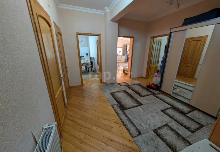2 otaqlı mənzil Satılır, Bakı