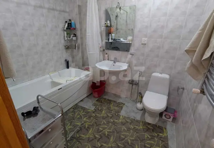 2 otaqlı mənzil Satılır, Bakı