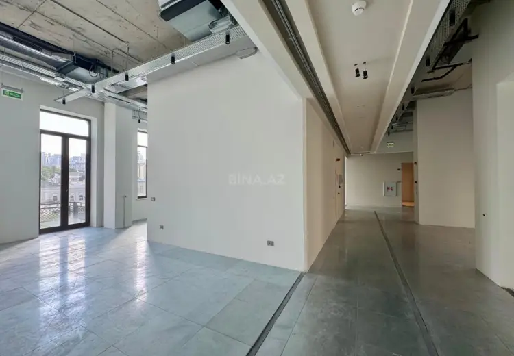 150 m² Obyekt / Ofis Kirayə (aylıq), Səbail, Bakı