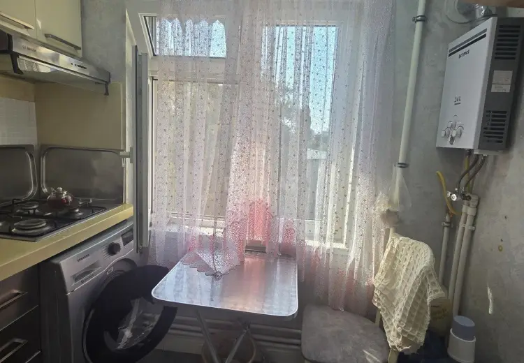 2 otaqlı mənzil Satılır, 8-ci kilometr, Nizami, Bakı