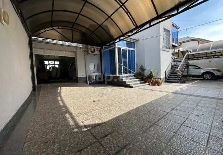 7 otaqlı mənzil Satılır, Bakı