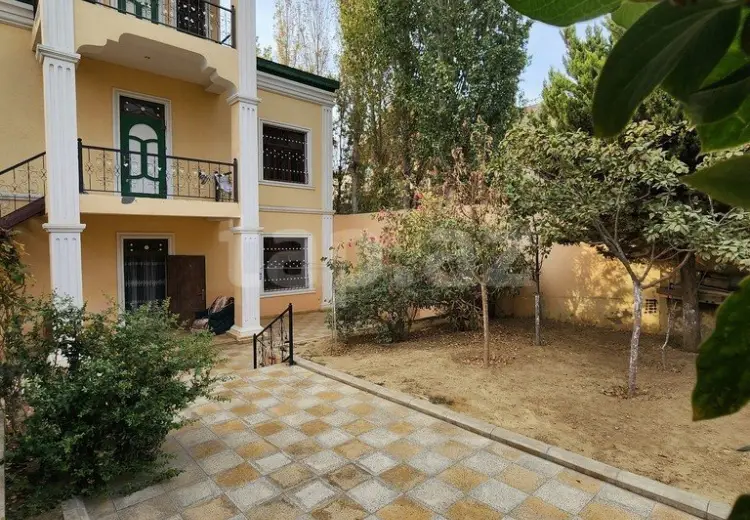 7 otaqlı mənzil Satılır, Bakı
