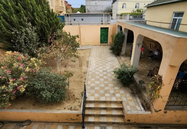 7 otaqlı mənzil Satılır, Bakı