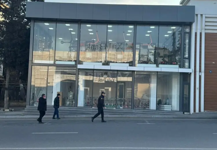 180 m² Obyekt / Ofis Satılır, Yasamal, Bakı