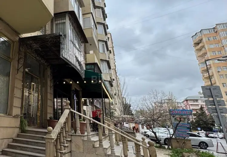 107 m² Obyekt / Ofis Satılır, Binəqədi, Bakı