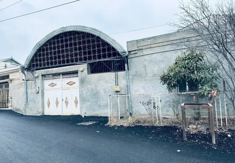 5 otaqlı mənzil Satılır, Gəncə
