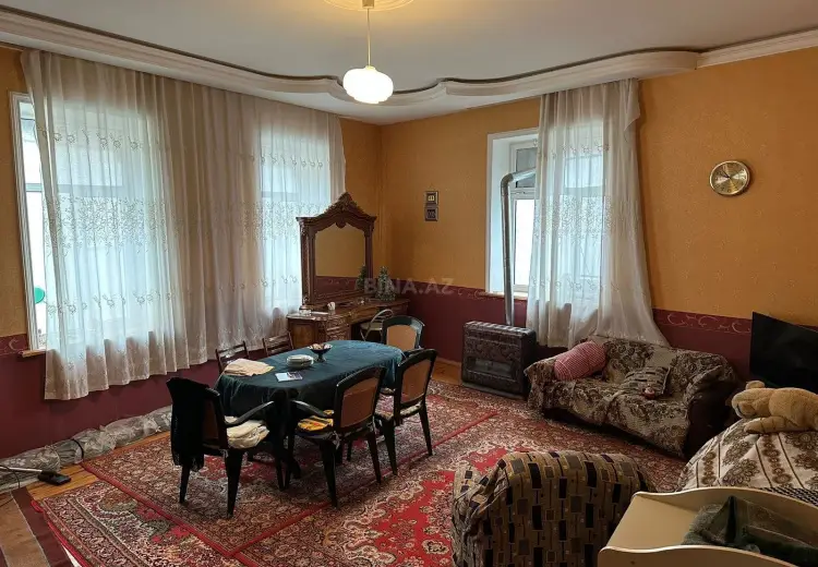 5 otaqlı mənzil Satılır, Gəncə