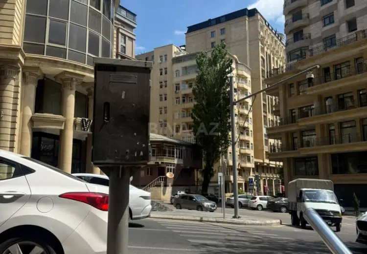 76 m² Obyekt / Ofis Kirayə (aylıq), Səbail, Bakı