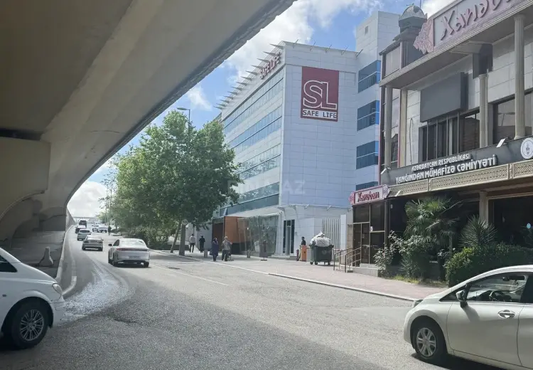 70 m² Obyekt / Ofis Satılır, Binəqədi, Bakı
