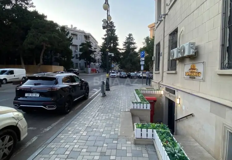 30 m² Obyekt / Ofis Satılır, İçəri şəhər, Səbail, Bakı