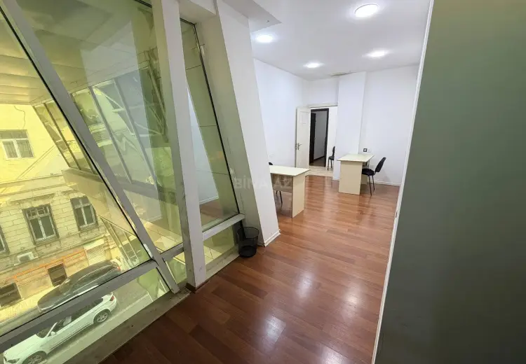 16 m² Obyekt / Ofis Kirayə (aylıq), Nəsimi, Bakı
