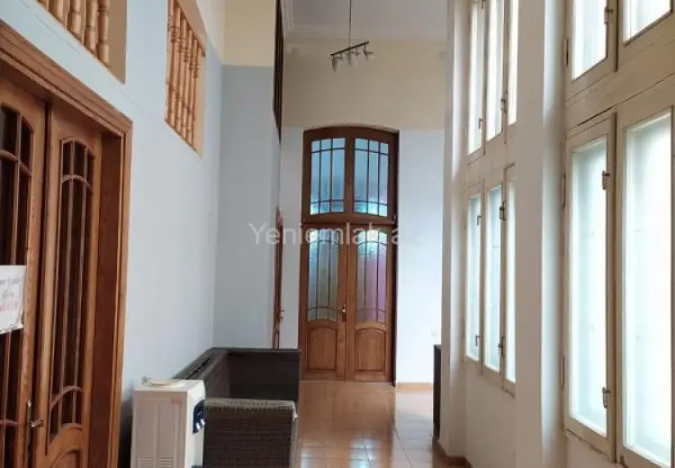 200 m² Obyekt / Ofis Kirayə (aylıq), Səbail, Bakı