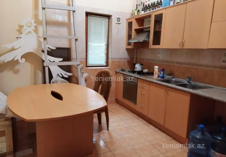 200 m² Obyekt / Ofis Kirayə (aylıq), Səbail, Bakı