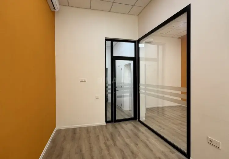 68 m² Obyekt / Ofis Kirayə (aylıq), Nəsimi, Bakı