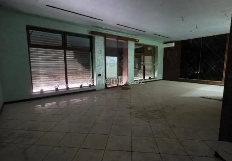 300 m² Obyekt / Ofis Kirayə (aylıq), Nərimanov, Bakı