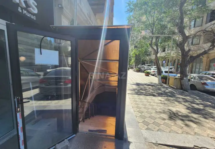 225 m² Obyekt / Ofis Satılır, Nəsimi, Bakı