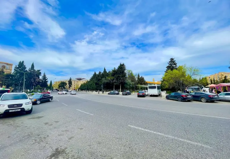 350 m² Obyekt / Ofis Satılır, Bakıxanov qəs., Sabunçu, Bakı