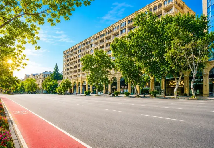 125 m² Obyekt / Ofis Satılır, Sahil qəs., Səbail, Bakı