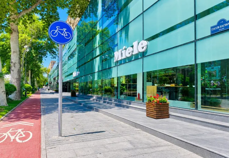 125 m² Obyekt / Ofis Satılır, Sahil qəs., Səbail, Bakı