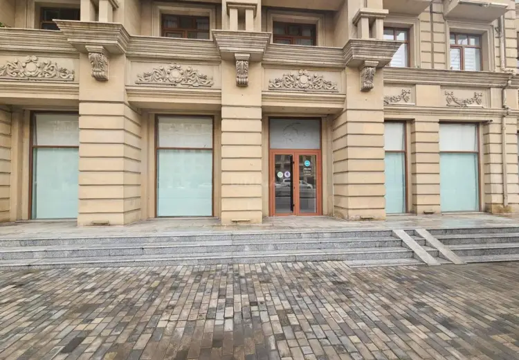 4500 m² Obyekt / Ofis Kirayə (aylıq), Montin qəs., Nərimanov, Bakı