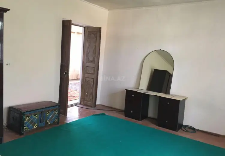 3 otaqlı mənzil Satılır, Quba