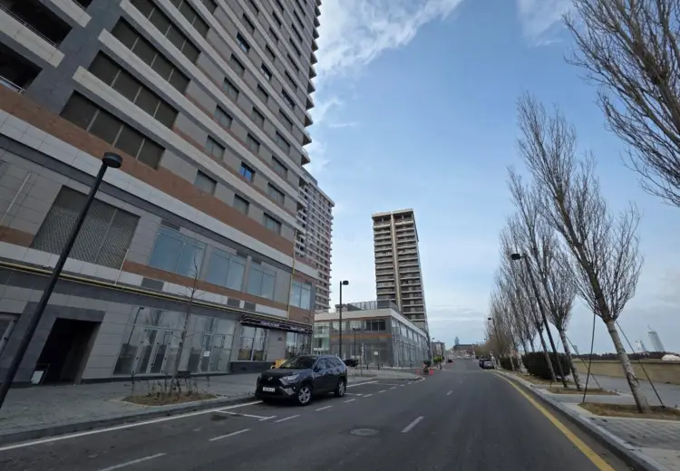 168 m² Obyekt / Ofis Satılır, Ağ şəhər, Xətai, Bakı