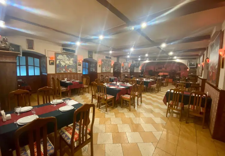 200 m² Obyekt / Ofis Satılır, Yasamal, Bakı