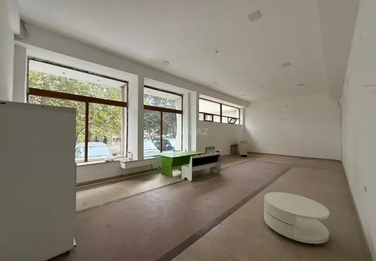 600 m² Obyekt / Ofis Satılır, 9-cu mikrorayon, Binəqədi, Bakı