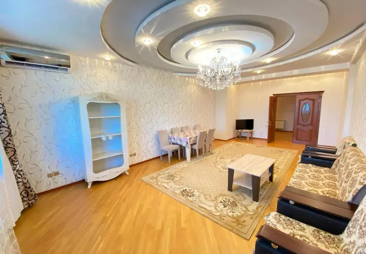 4 otaqlı mənzil Kirayə (aylıq), Nəsimi, Bakı