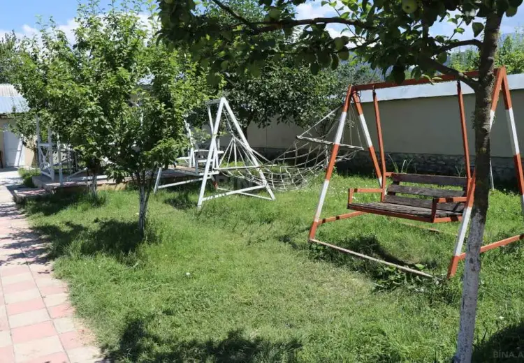 8 otaqlı mənzil Satılır, Qəbələ