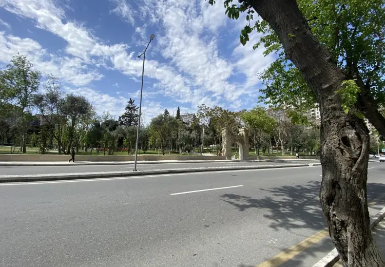 200 m² Obyekt / Ofis Satılır, Nəsimi, Bakı