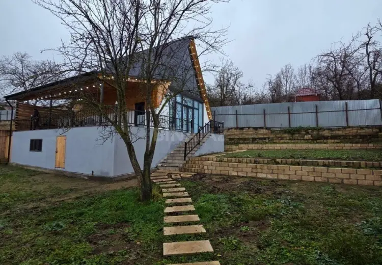 4 otaqlı mənzil Satılır, Quba