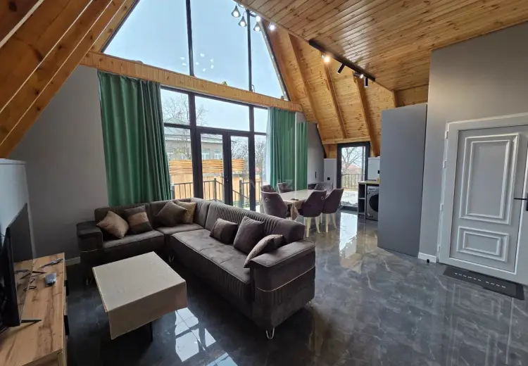 4 otaqlı mənzil Satılır, Quba
