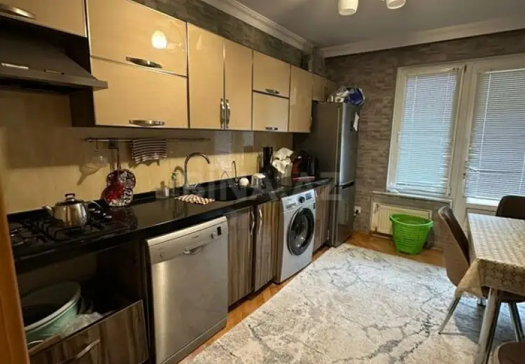 90 m² Obyekt / Ofis Satılır, Yasamal, Bakı