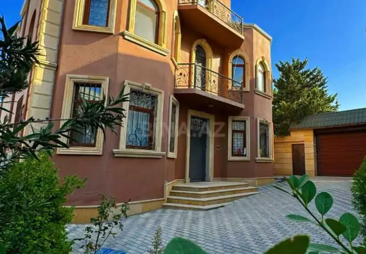 8 otaqlı mənzil Satılır, Nizami, Bakı
